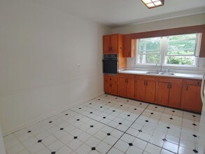 Building Photo - 312 Dillon Dr