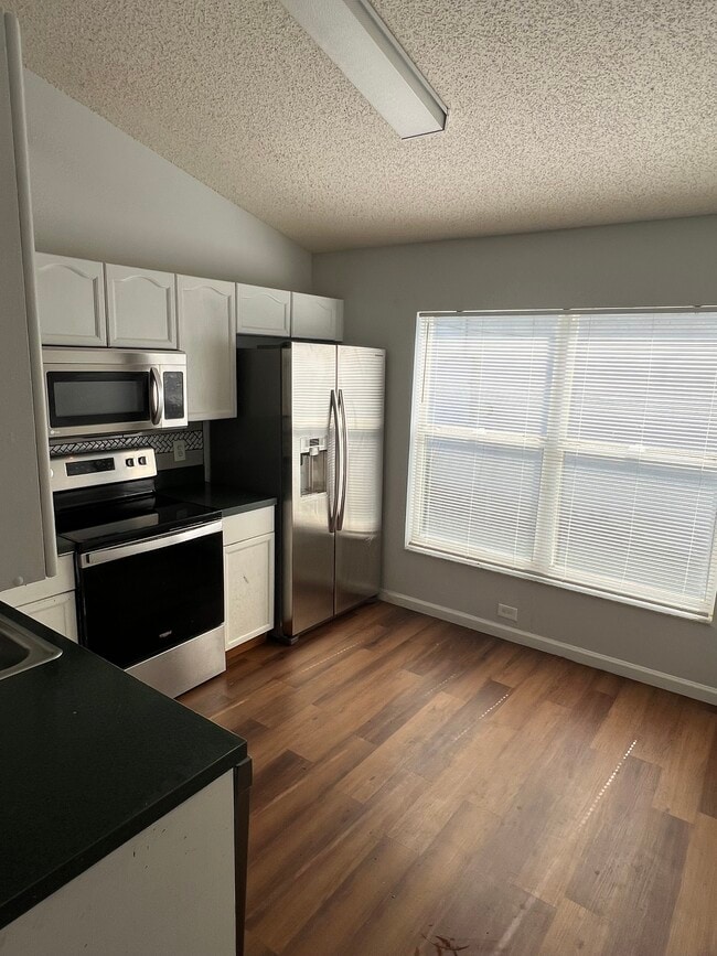 Foto del edificio - 4912 Aventura Blvd