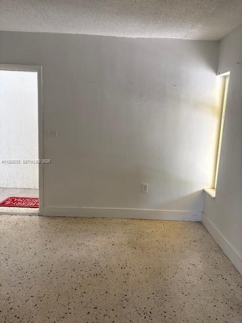 Foto del edificio - 828 SW 20th Ave