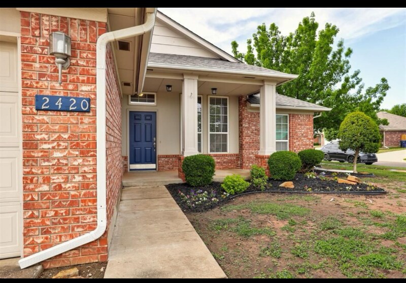 Foto principal - 2420 NW 162nd Terrace