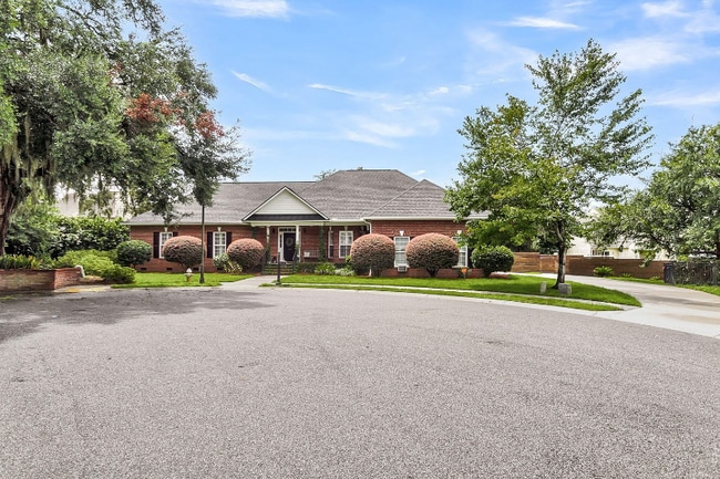 Building Photo - 5049 Spaniel Dr