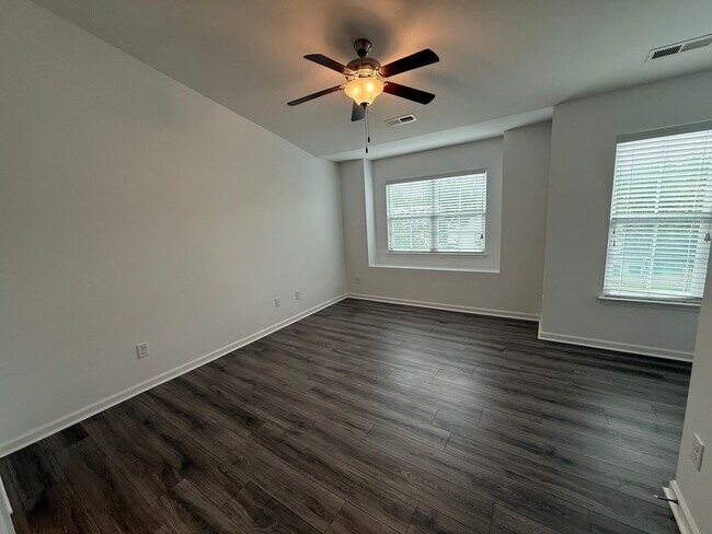 Foto del edificio - 5448 Farm House Trail