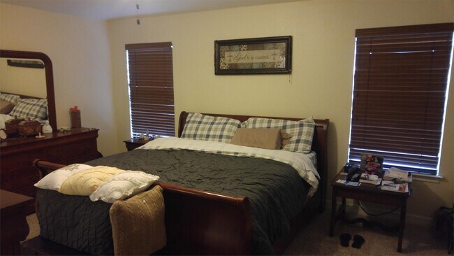 Foto del edificio - 413 Peaceful Haven Way