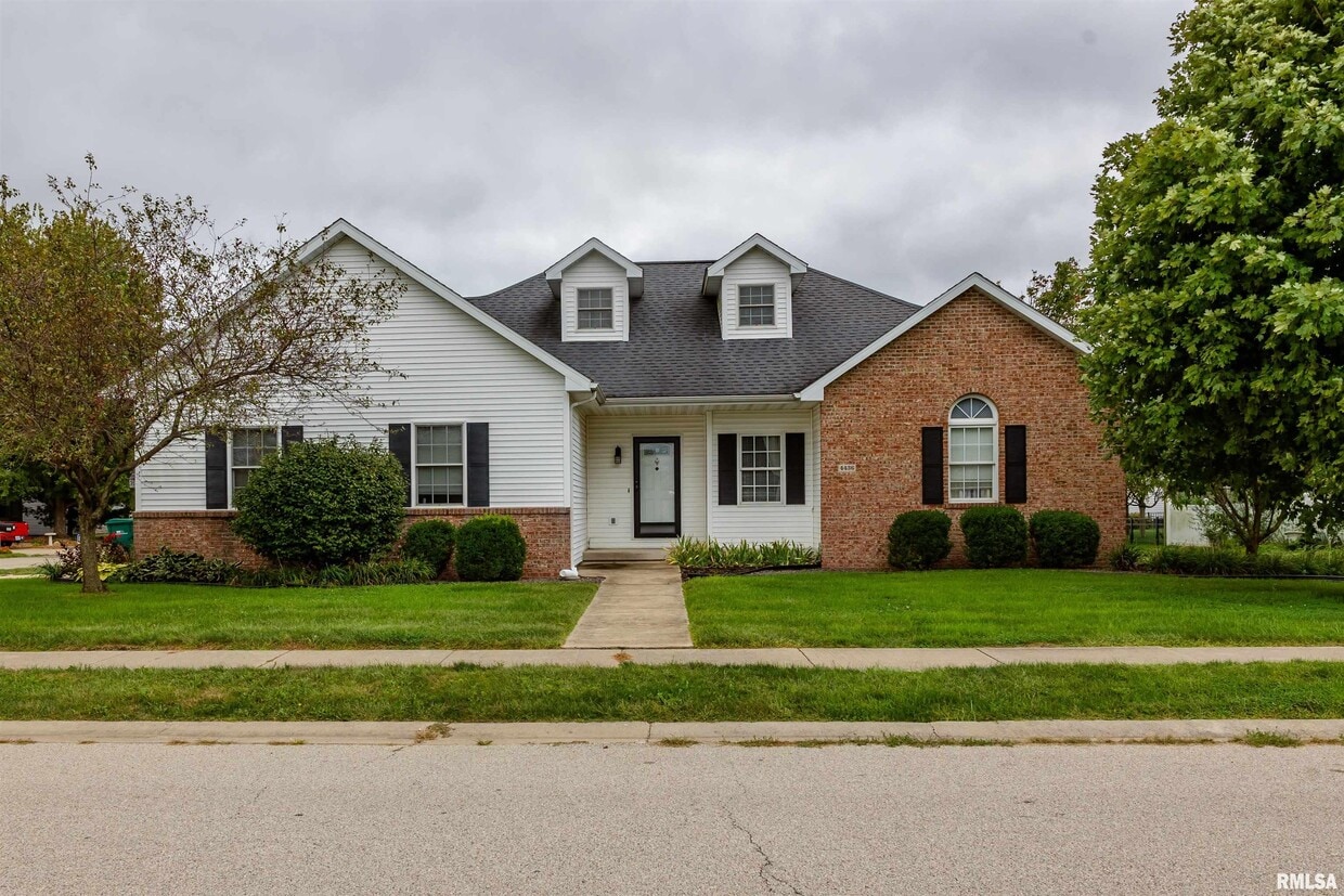 4436 Dr, Springfield, IL 62703 House Rental in Springfield