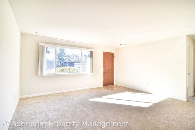 Building Photo - 2 br, 1 bath House - 20103 Birch Way #B