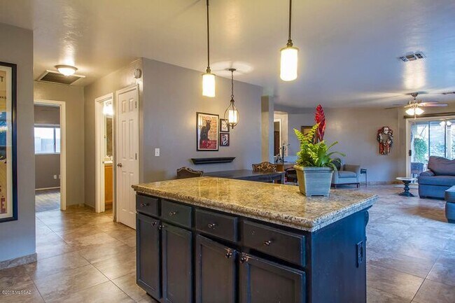 Foto del edificio - 4BR, 2BA home in Mesquite Ranch - Vail Sch...