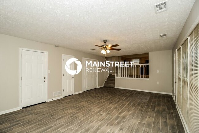 Foto del edificio - 3 Bedroom Pet-Friendly Home in KENNESAW, G...