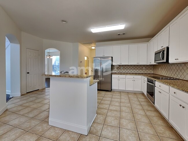 Building Photo - 1715 Ash Ln