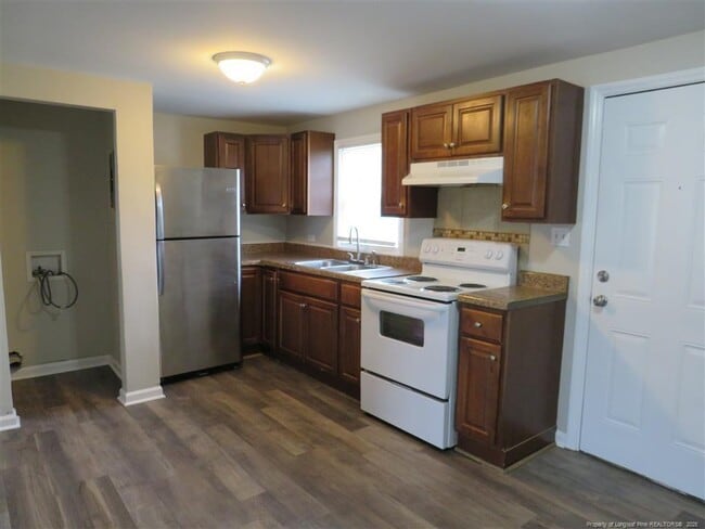 Building Photo - 1935 King George Dr