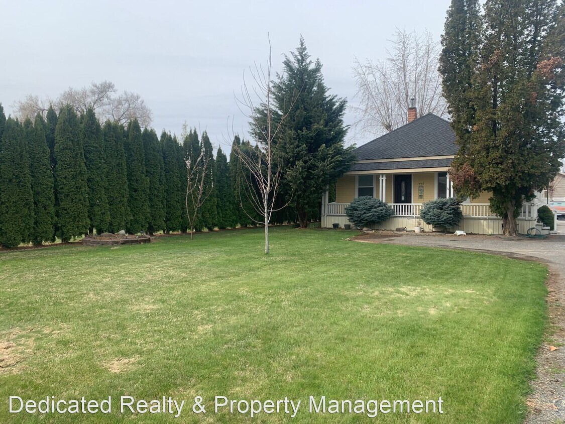 Primary Photo - 3 br, 2 bath House - 1402 S 3rd Ave