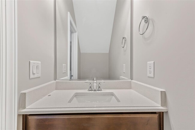 Building Photo - 3820 Galloway Ct