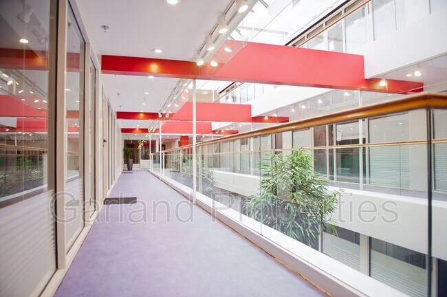 Building Photo - 110 Campbell Ave SW
