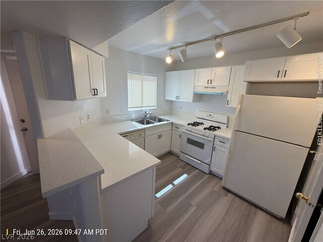 Foto del edificio - 4555 E Sahara Ave