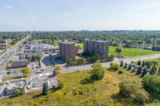 Aerial Photo - 1375 Midland Ave