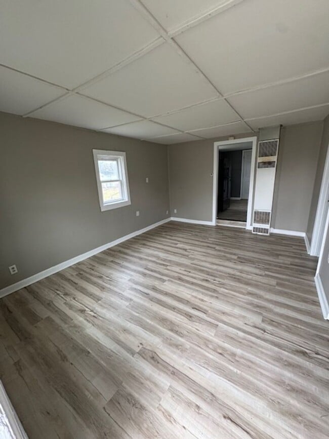 Building Photo - 2717 Clara Ave