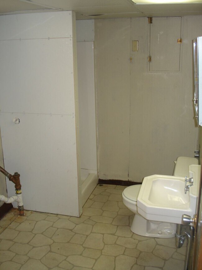 Foto del edificio - 400-402 Burr