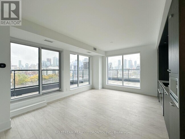 Building Photo - 115 Denison Ave