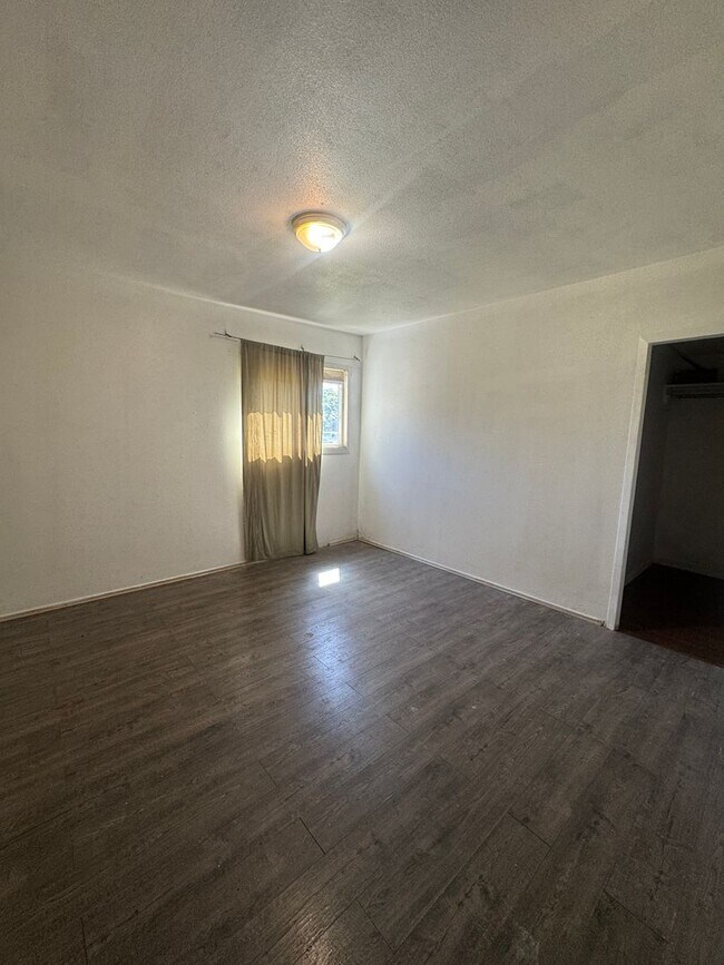 Foto del edificio - 614 N 4th Ave