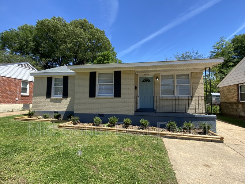 Primary Photo - 3492 Millard Rd