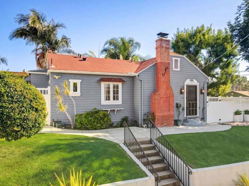 Foto principal - 2129 Dwight St