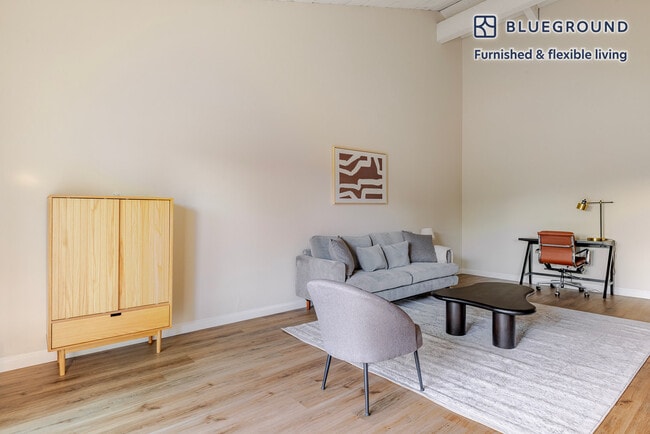 Building Photo - 151 S Bernardo Ave