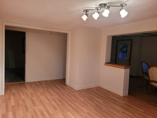 Building Photo - 1106 Penna Ave