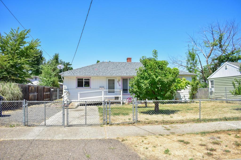 Foto principal - 924 Mount Pitt Ave