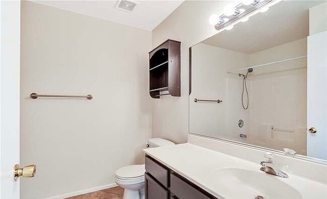 Building Photo - 71667 Sunnyvale Ct