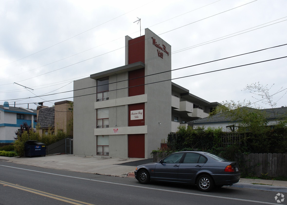 Primary Photo - 1351 Pacific Beach Dr