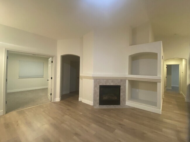 Ofc/3rd Bedrm entry from great room - 1853 San Jose Ct