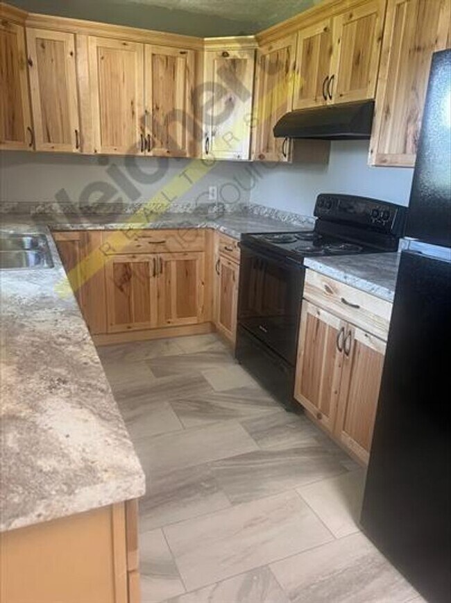 Foto del edificio - 3 bedroom, 2 bath home in Center Hill