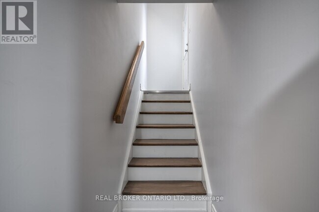 Photo du bâtiment - 159 Beech St