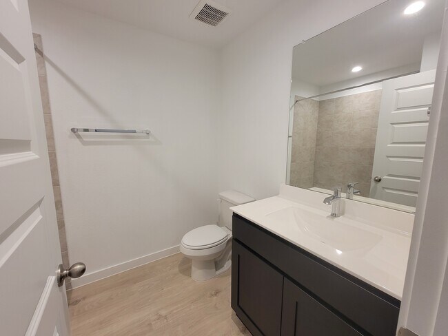 Building Photo - 1318 Ricasoli Dr