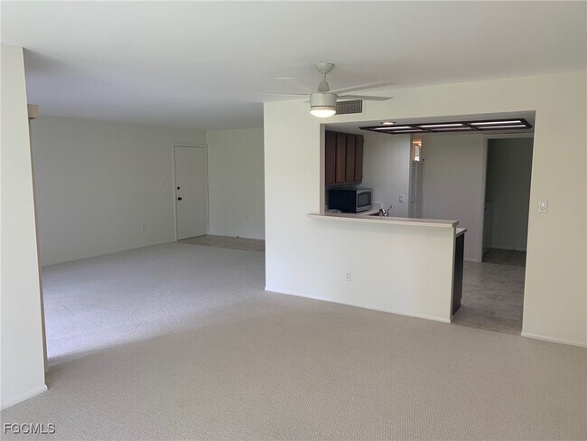 Foto del edificio - 4150 Belair Ln