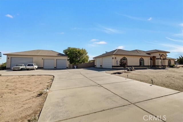 Foto principal - 9269 Daisy Rd