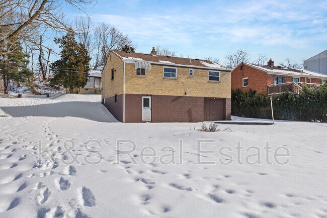 Building Photo - 316 Conniston Ave