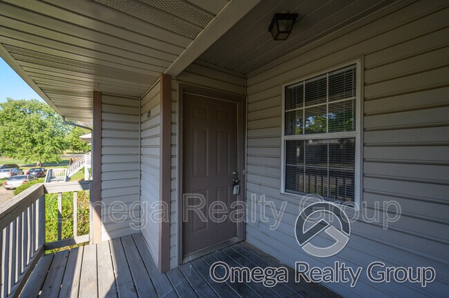 Foto del edificio - 821 Willow Pointe