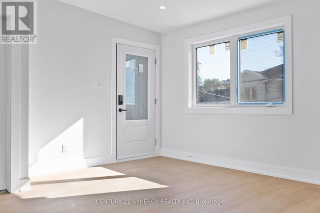 Building Photo - 598 Kirkwood Ave