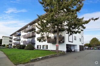 Building Photo - Blue Cedar Apartments