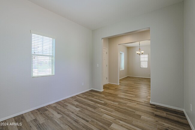 Building Photo - 481 N Citrus Ln