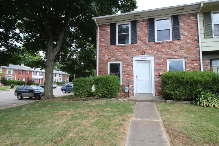 Updated town house in Clifton Heights - Townhome Rentals in Louisville ...