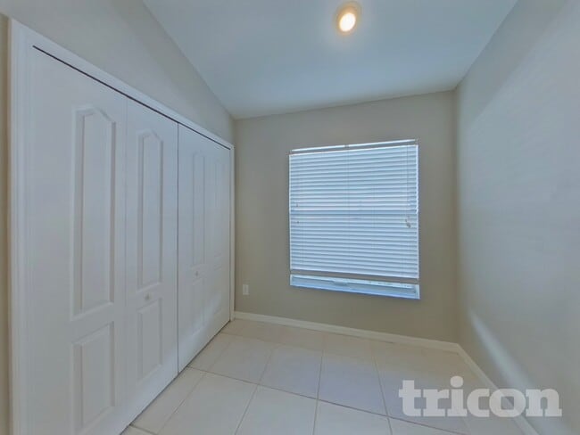 Foto del edificio - 31153 Whinsenton Dr