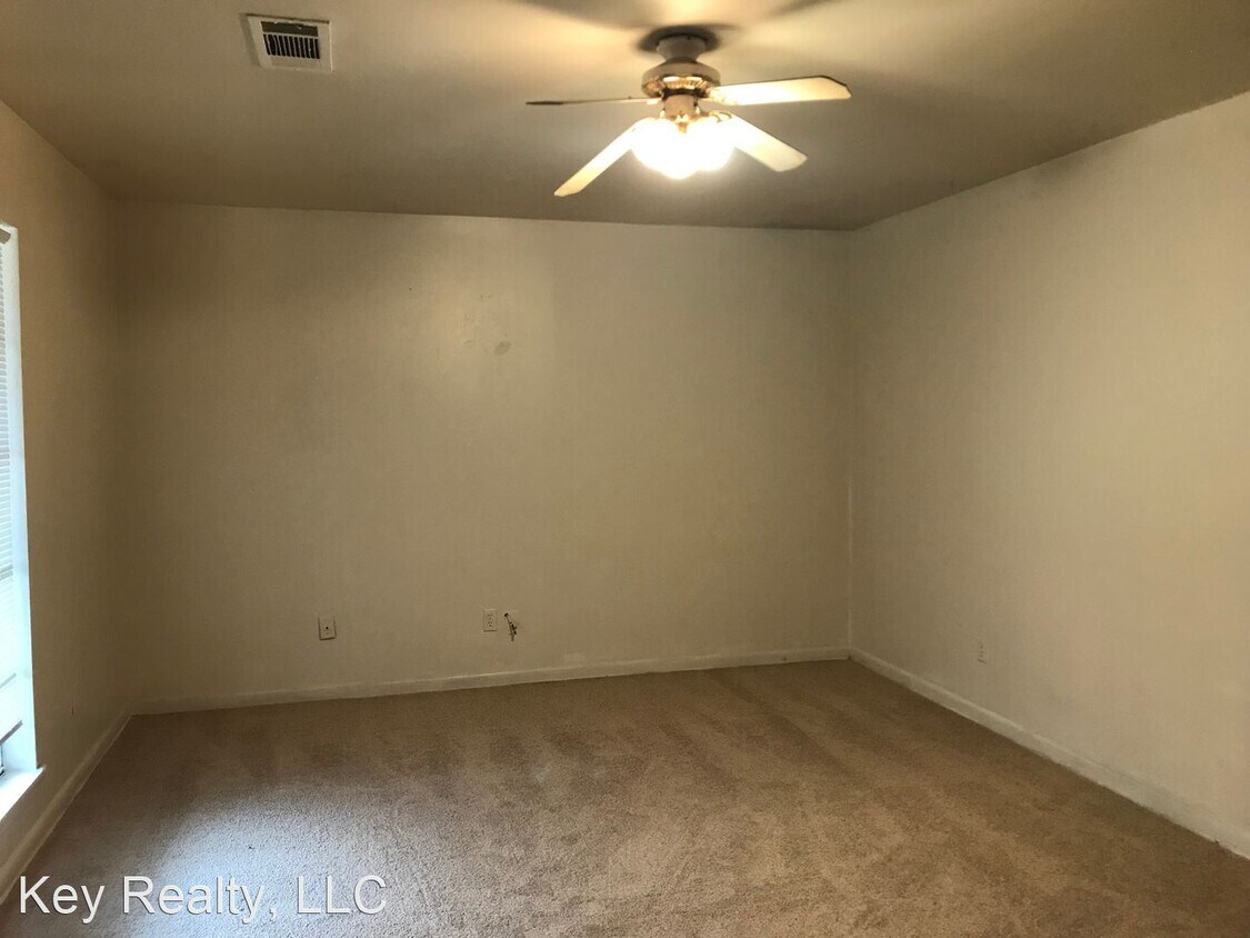 Primary Photo - 1 br, 1 bath House - 50 Chester