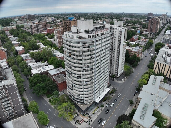 3D Exterior - 235 Sherbrooke