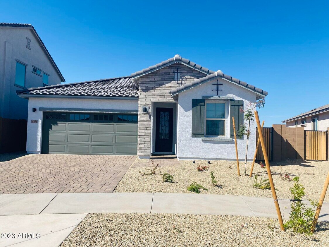 14204 West Honeysuckle Dr, Surprise, AZ 85387 House for Rent in Surprise, AZ