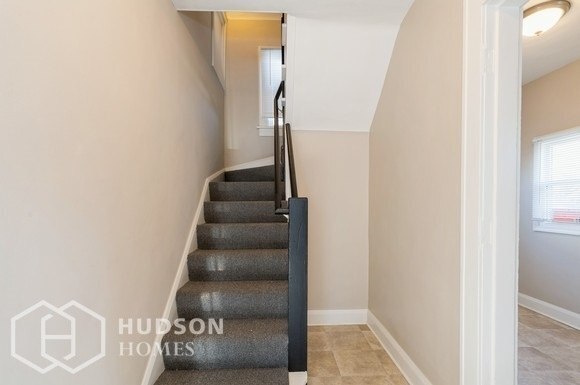 Foto del edificio - NOW AVAILABLE! -  910 S MARTIN LUTHER KING...