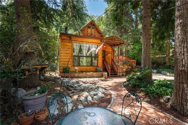 Building Photo - 39409 Canyon Dr