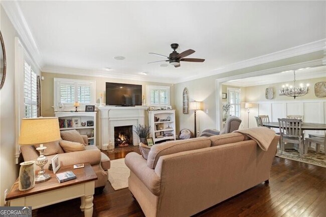 Foto del edificio - 253 N Forest Ave NE