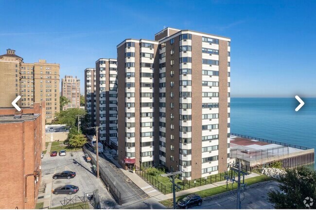 Foto del edificio - Lake Terrace Condominiums