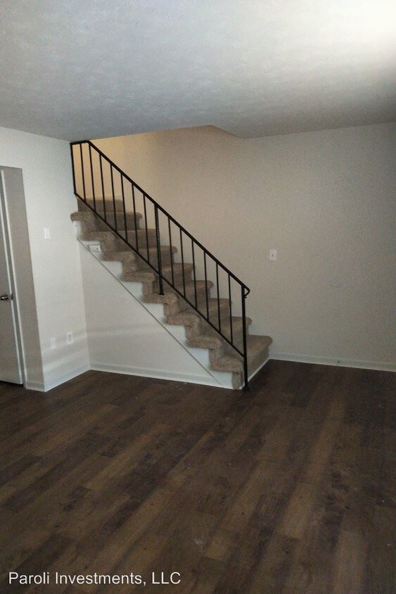 Primary Photo - 1734 W Forrest Ave
